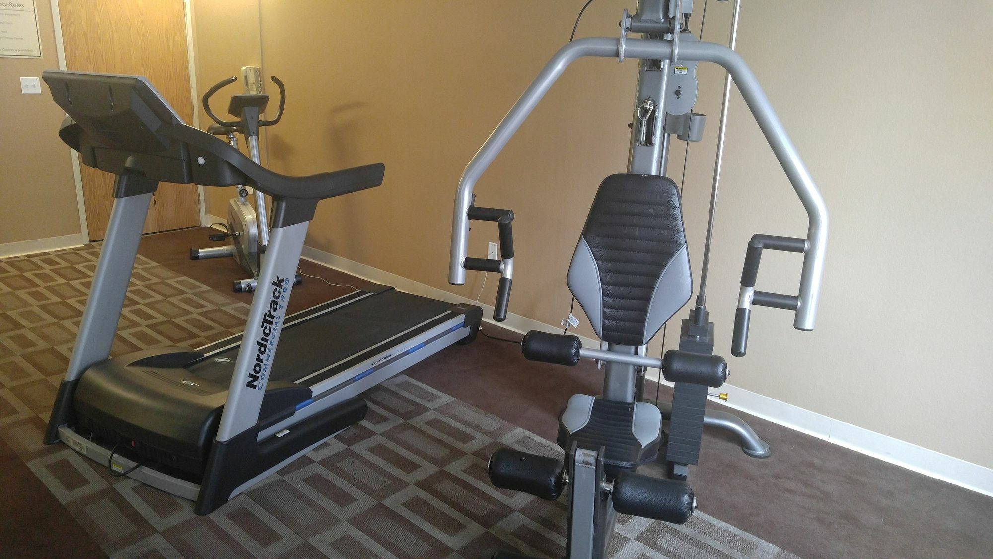 Quality Inn & Suites Lakewood - Denver Southwest Buitenkant foto